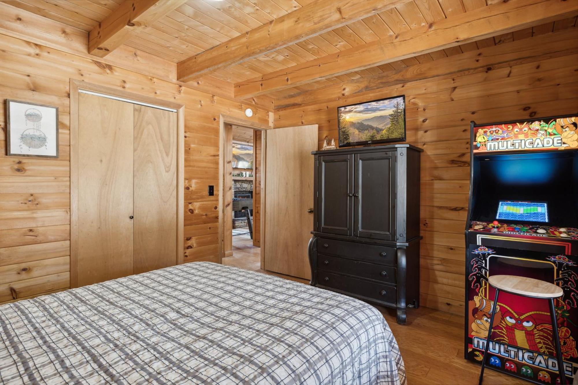 Cozy Family Friendly Cabin With Hot Tub, Near Gatlinburg, Pigeon Forge, Dollywood Sevierville Exterior foto